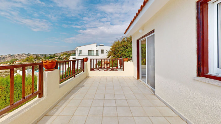 Image No.26-5 Bed House for sale