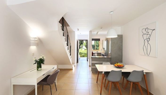 Image No.3-Maison de 2 chambres à vendre à Universal