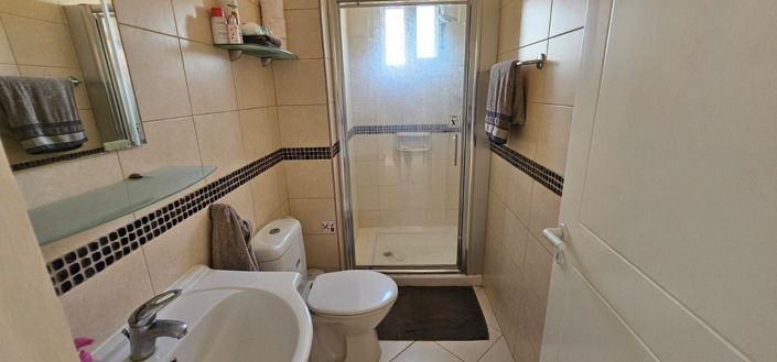 Image No.13-2 Bed Apartment for sale