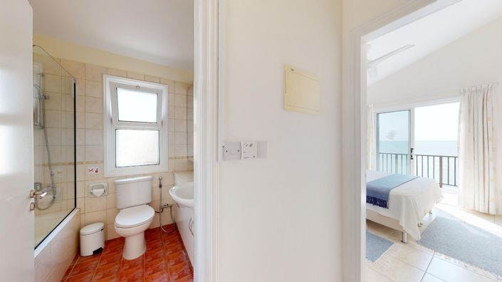 Image No.16-3 Bed House for sale