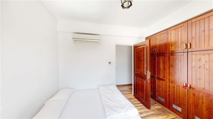 Image No.12-3 Bed House for sale