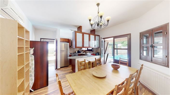 Image No.3-3 Bed House for sale