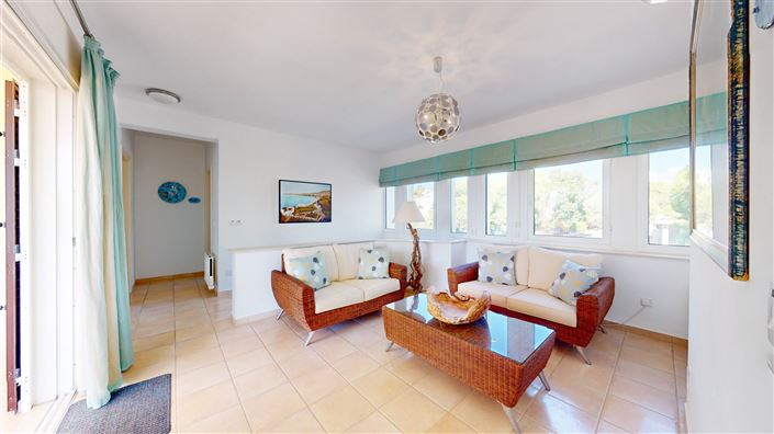 Image No.23-5 Bed House for sale