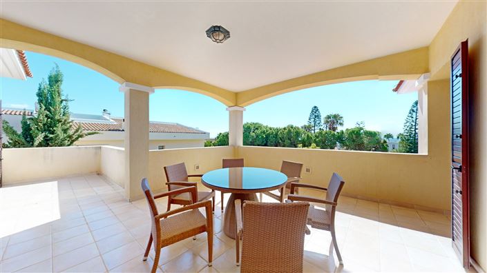 Image No.28-5 Bed House for sale