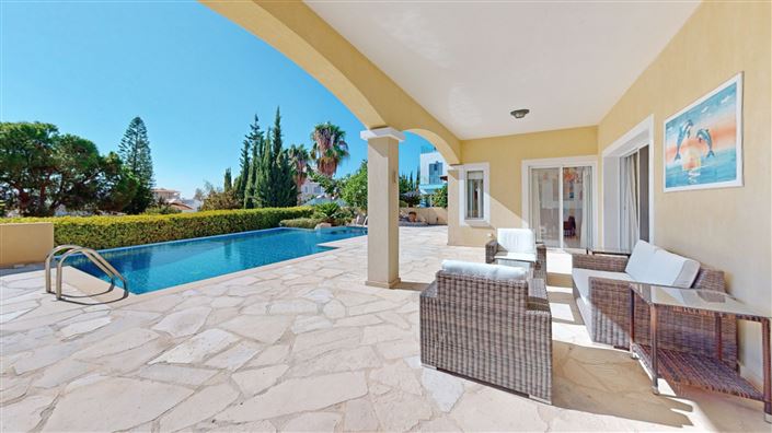 Image No.29-5 Bed House for sale