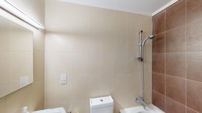 c7ac1c9a-9ccf-4954-bb9e-ac3aa92b52fd