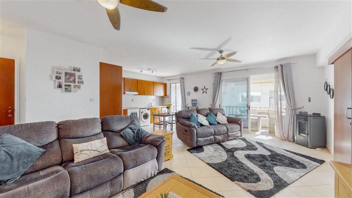 Image No.2-Appartement de 2 chambres à vendre à Tremithousa