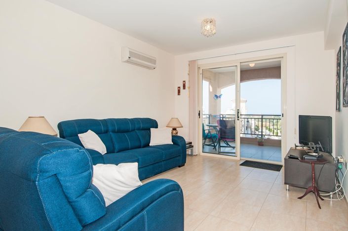 Image No.2-Appartement de 2 chambres à vendre à Kato Paphos