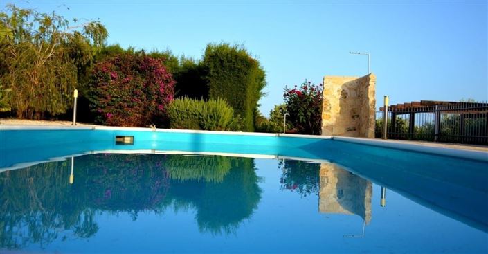 Image No.11-3 Bed House for sale