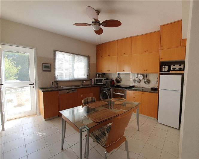 Image No.3-3 Bed House for sale