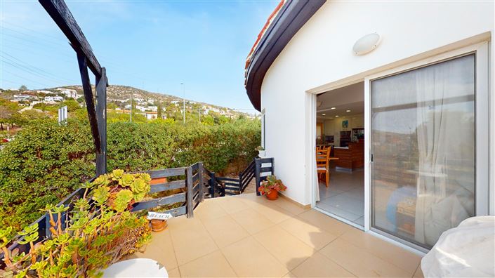 Image No.15-6 Bed House for sale