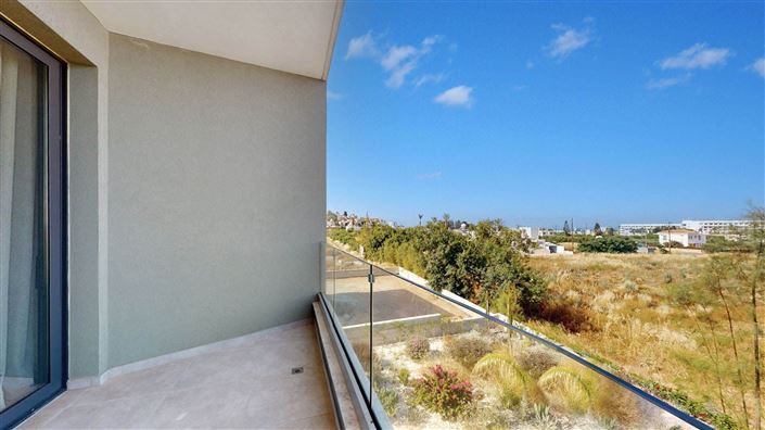 Image No.17-3 Bed House for sale