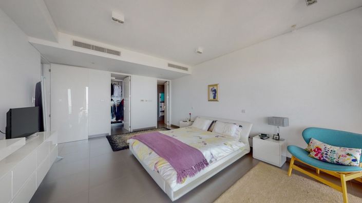 Image No.10-5 Bed House for sale