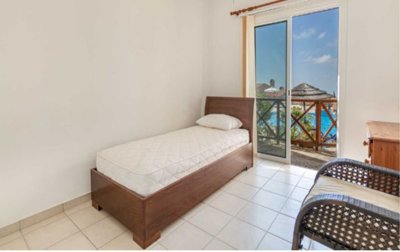 bc364528-fd23-4052-90e3-60501fd5c05d