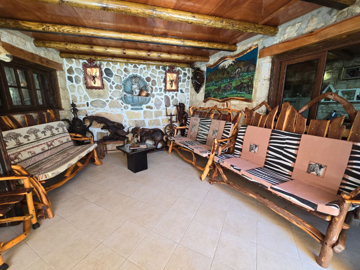 Image No.17-7 Bed House for sale