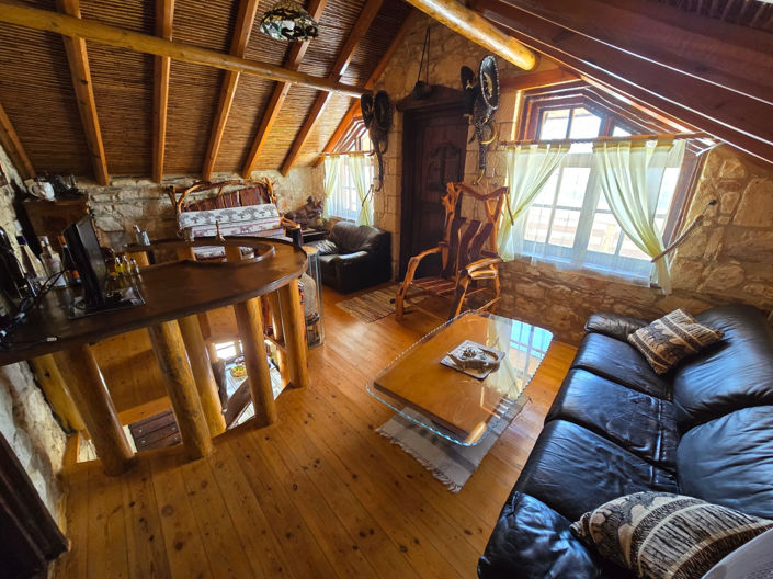 Image No.27-7 Bed House for sale