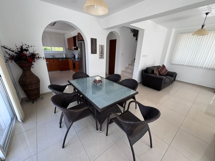 Image No.2-Maison de 3 chambres à vendre à Tala