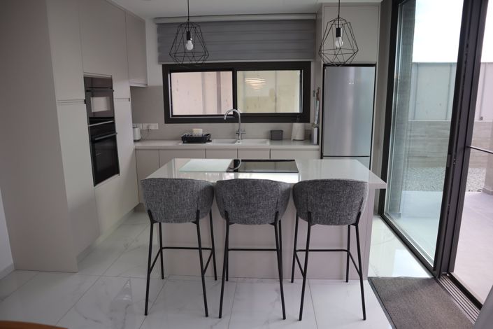 Image No.2-3 Bed Villa for sale