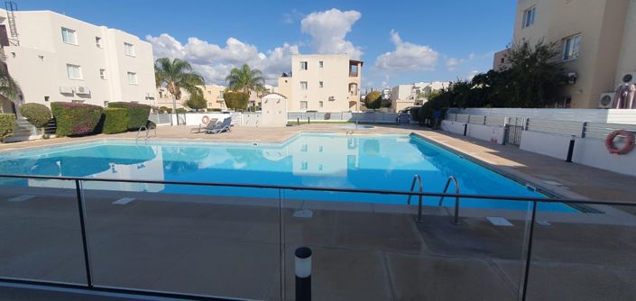 Image No.6-2 Bed House for sale