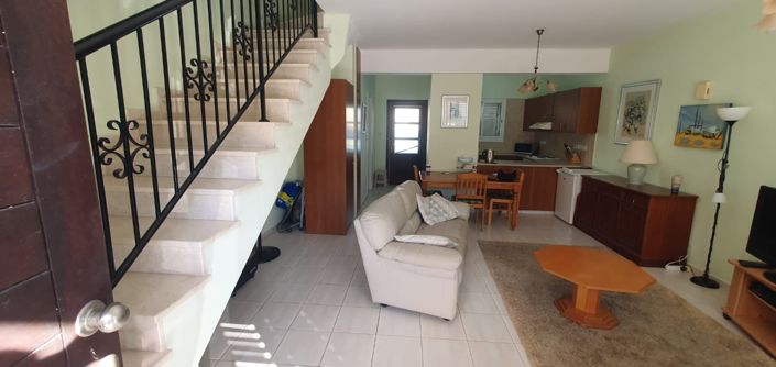 Image No.8-2 Bed House for sale