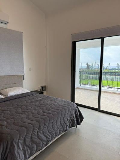 Image No.17-5 Bed House for sale