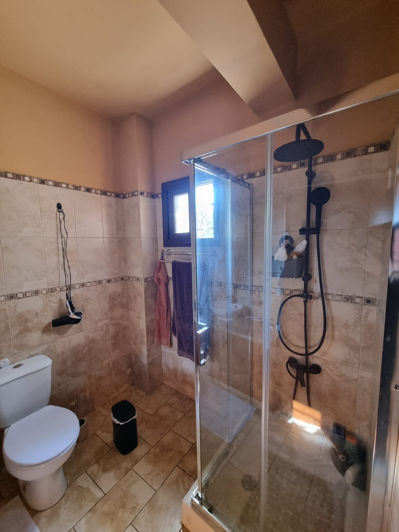 Image No.15-4 Bed House for sale