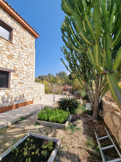 Image No.25-4 Bed House for sale