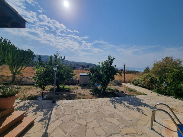 Image No.28-4 Bed House for sale