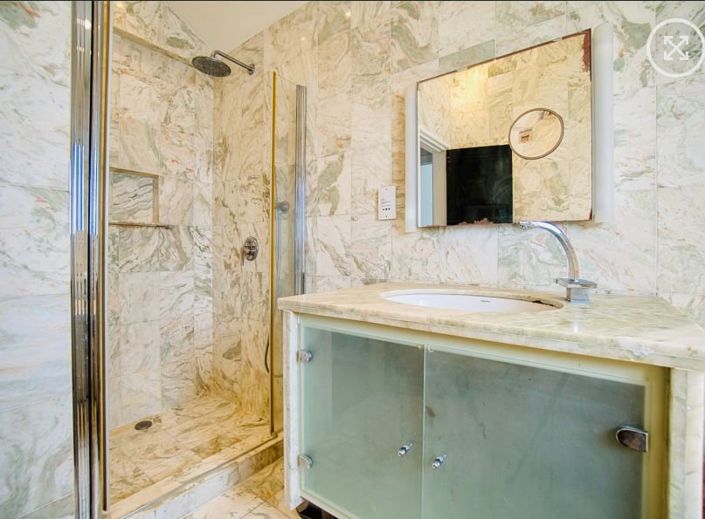 Image No.18-5 Bed House for sale