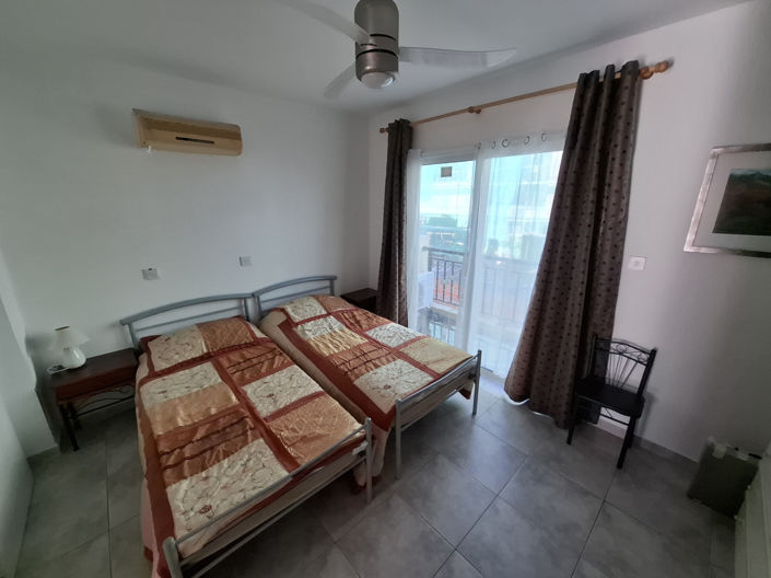 Image No.13-2 Bed House for sale