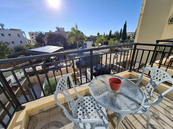 Image No.15-2 Bed House for sale