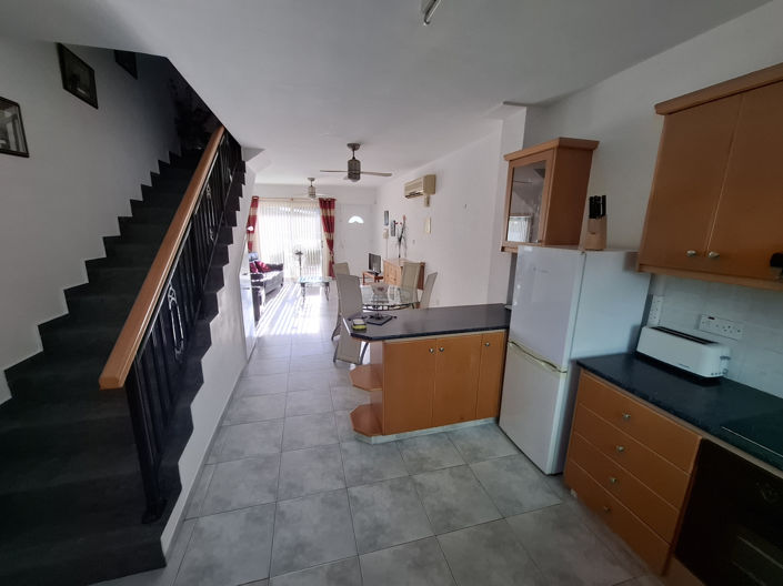 Image No.6-2 Bed House for sale