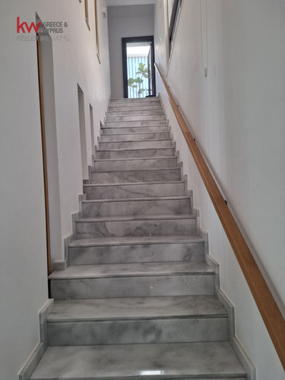 Image No.11-5 Bed Villa for sale