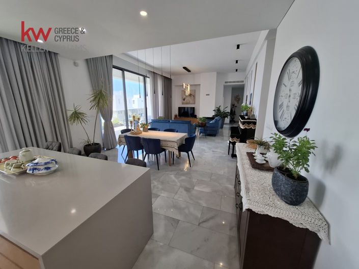 Image No.7-5 Bed Villa for sale