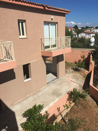 Image No.18-3 Bed House for sale