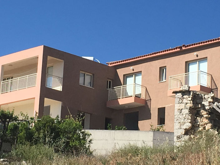 Image No.19-3 Bed House for sale