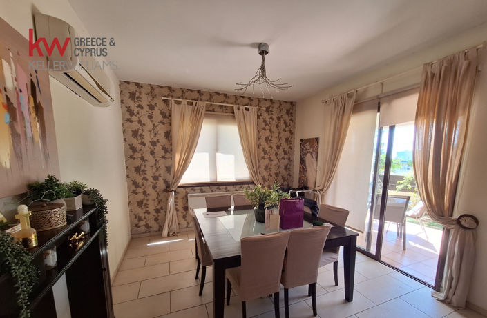 Image No.5-Maison de 4 chambres à vendre à Chlorakas