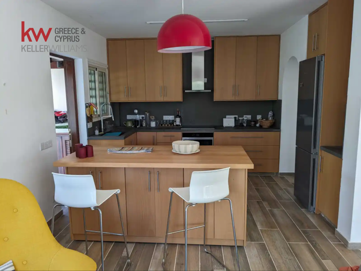 Image No.11-2 Bed Bungalow for sale