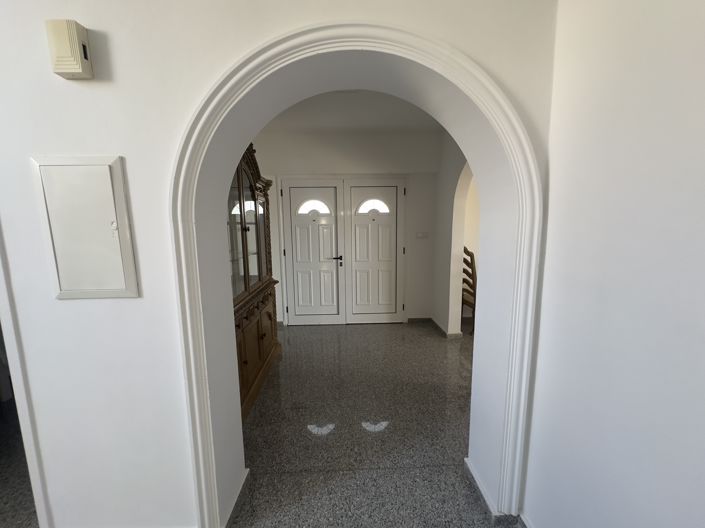 Image No.15-6 Bed Villa for sale