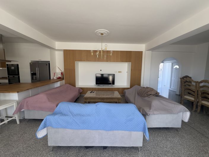 Image No.5-6 Bed Villa for sale