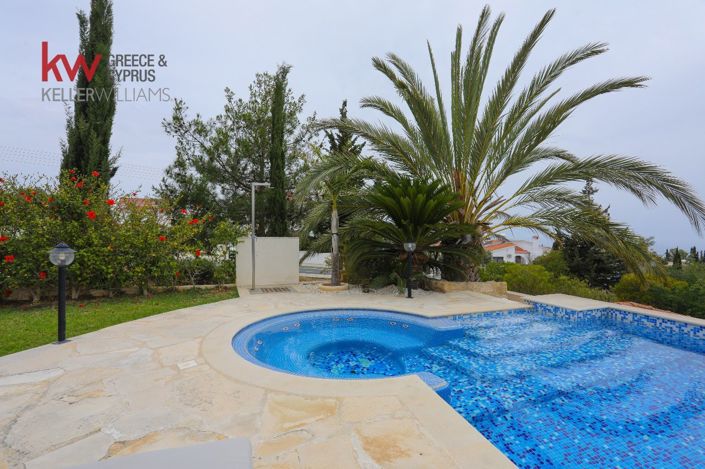 Image No.19-5 Bed Bungalow for sale