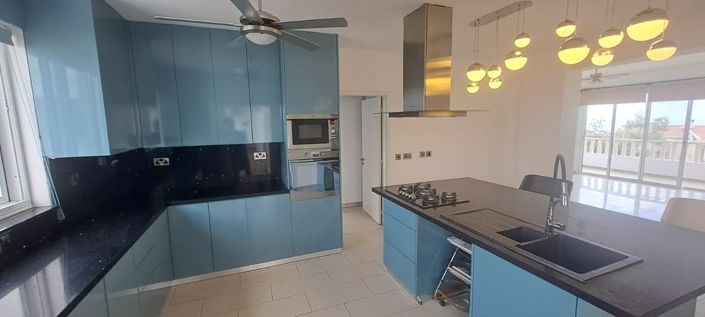 Image No.3-Appartement de 2 chambres à vendre à Empa