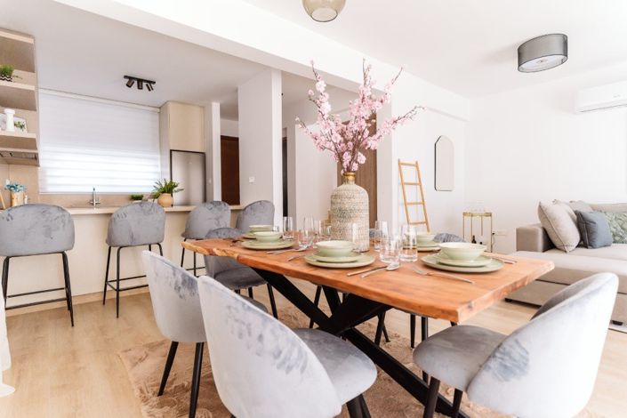 Image No.5-Maison de 4 chambres à vendre à Peyia