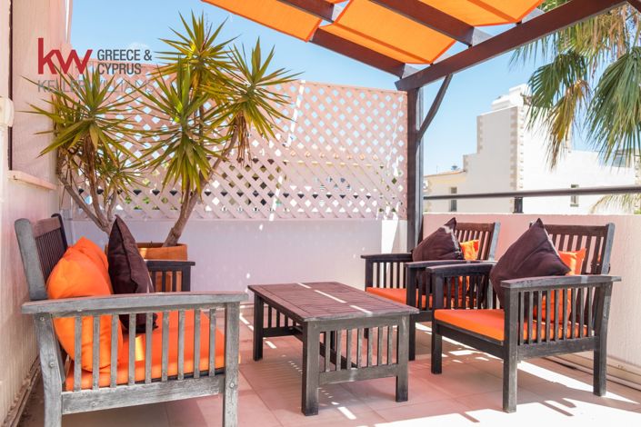 Image No.13-2 Bed House for sale