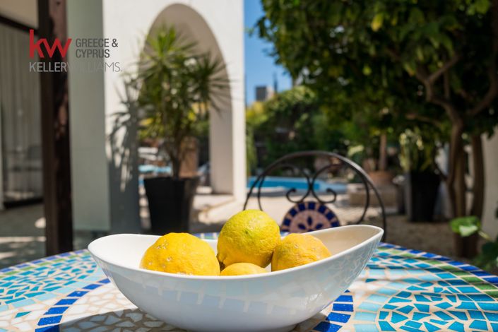 Image No.17-2 Bed House for sale