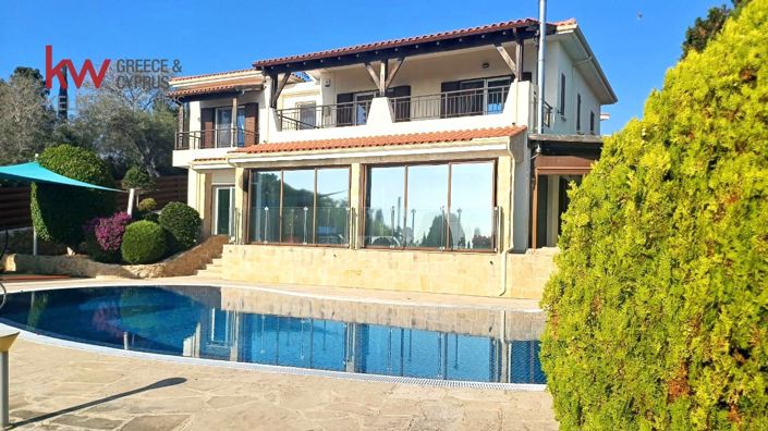 Image No.1-4 Bed House for sale