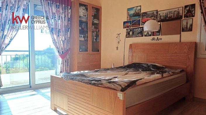 Image No.10-4 Bed House for sale