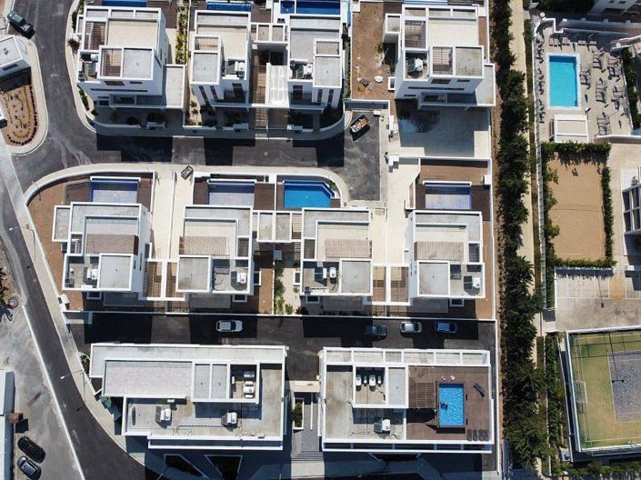 Image No.14-4 Bed House for sale