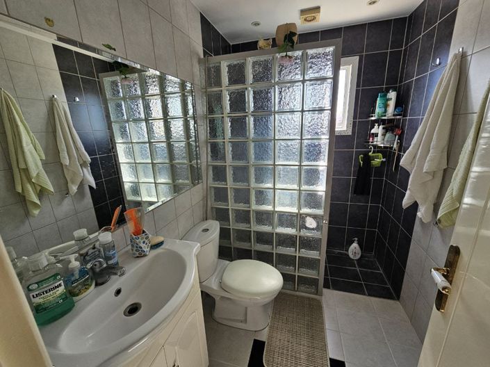 Image No.13-2 Bed Apartment for sale