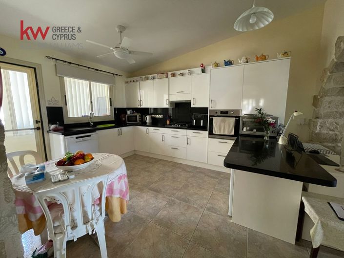 Image No.2-Bungalow de 2 chambres à vendre à Tala